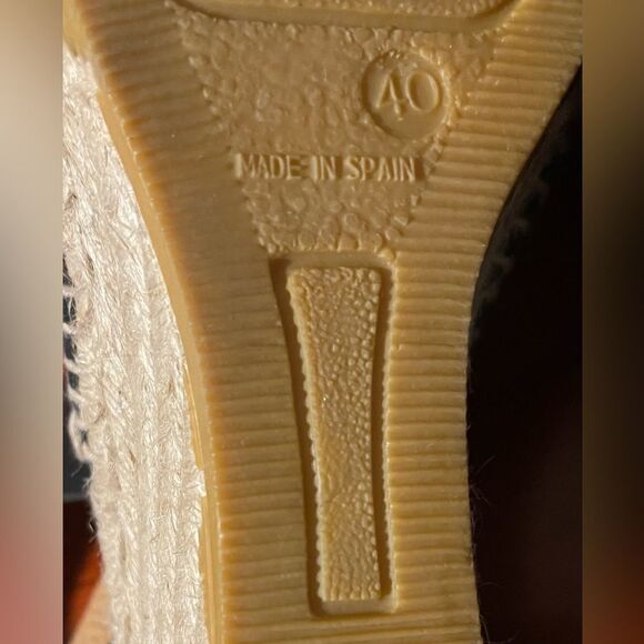 Bettye Muller New York Dresser Espadrille, T Moro Setta - Picture 6 of 10